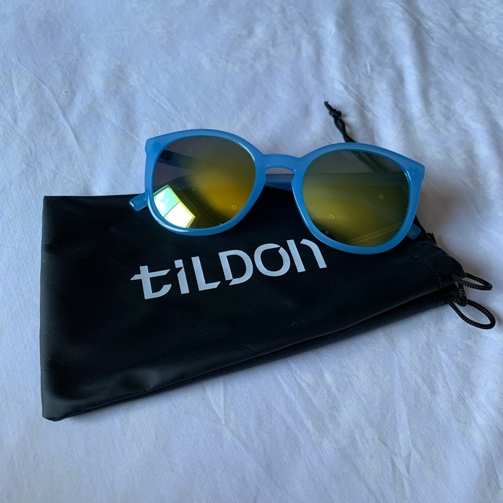 Tildon Light Sky Blue Plastic Frame Sunglasses With Mirrored Lenses